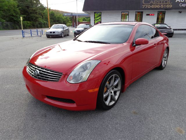 2004 Infiniti G35 XL 12-passenger