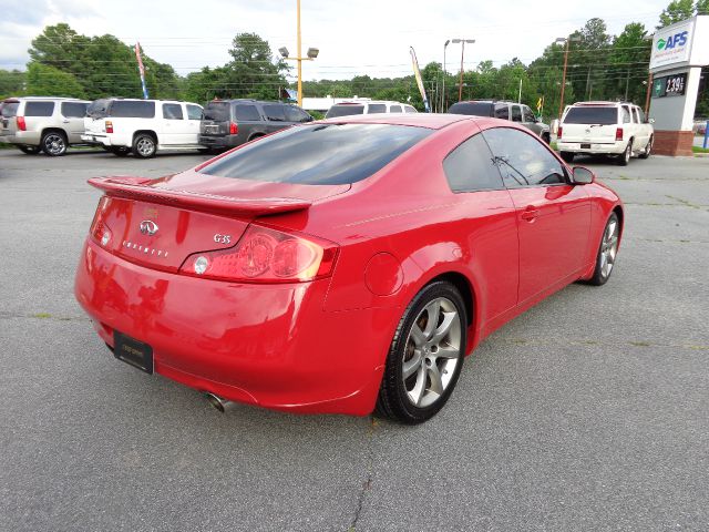 2004 Infiniti G35 XL 12-passenger