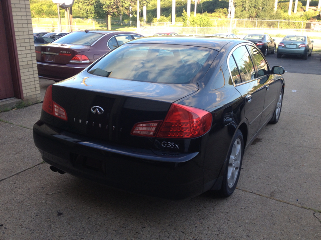 2004 Infiniti G35 5DR WGN FWD AT