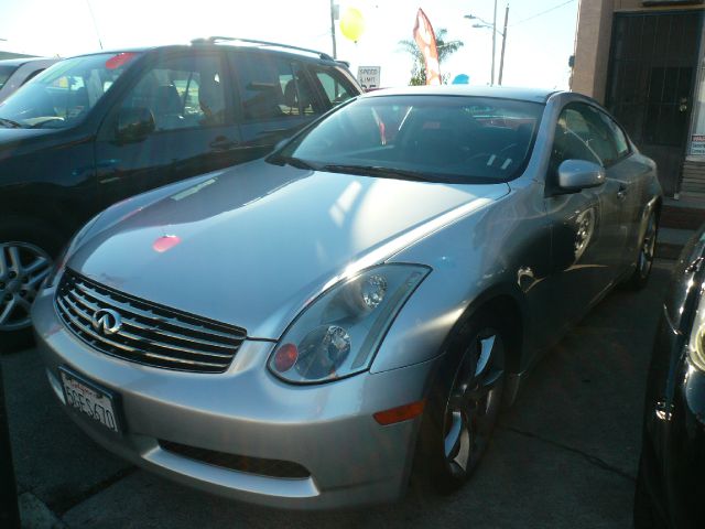 2004 Infiniti G35 XB - ONE Owner