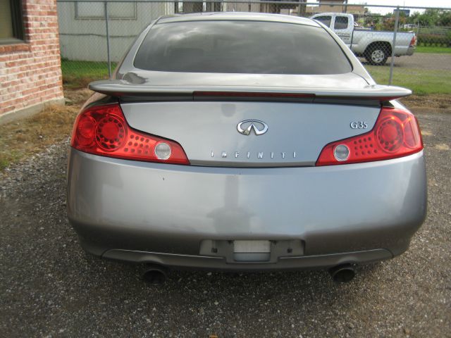 2004 Infiniti G35 XB - ONE Owner