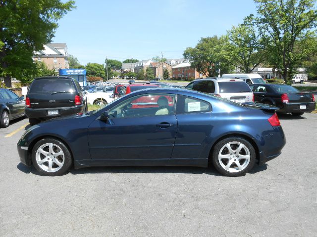 2004 Infiniti G35 XB - ONE Owner