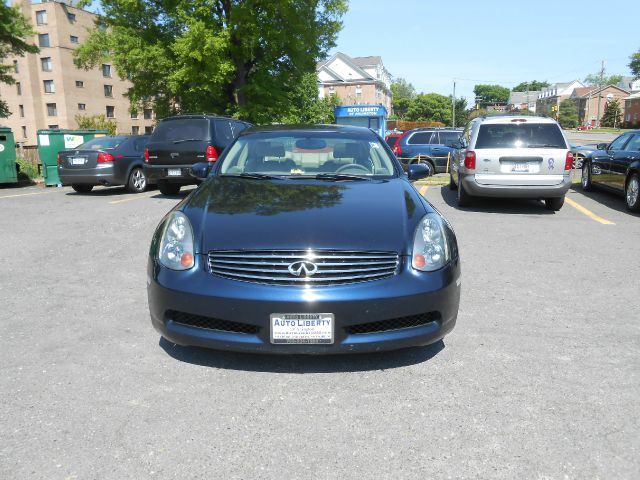 2004 Infiniti G35 XB - ONE Owner