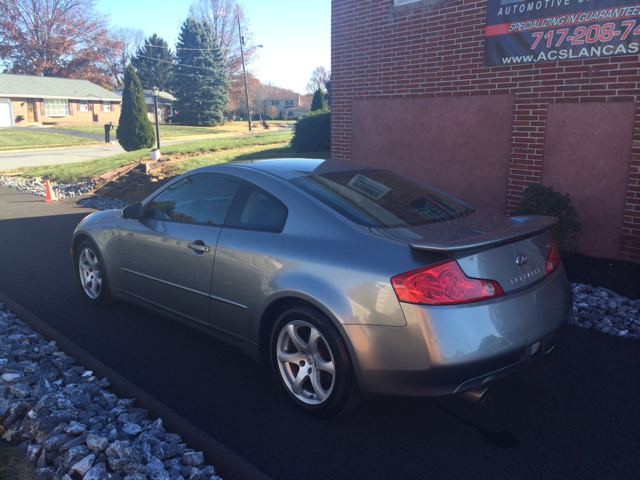 2004 Infiniti G35 XB - ONE Owner