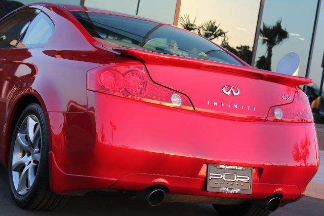 2004 Infiniti G35 XB - ONE Owner