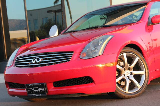 2004 Infiniti G35 XB - ONE Owner