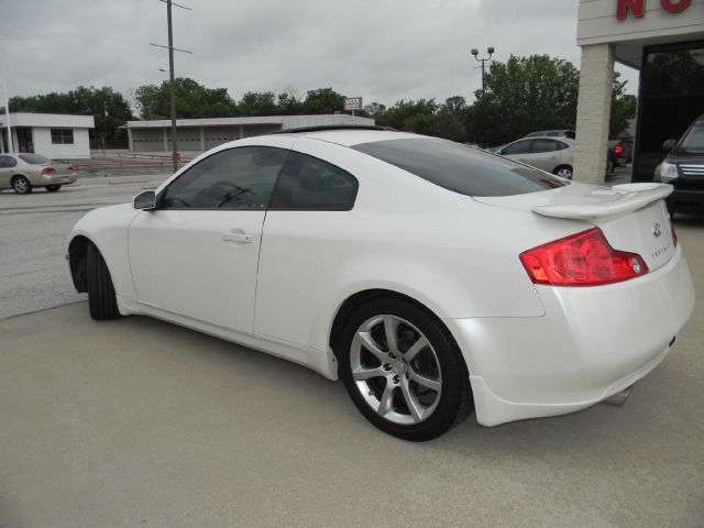 2004 Infiniti G35 XB - ONE Owner