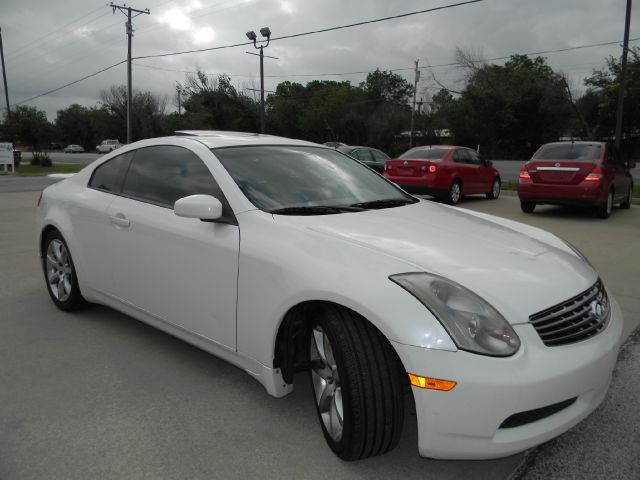 2004 Infiniti G35 XB - ONE Owner