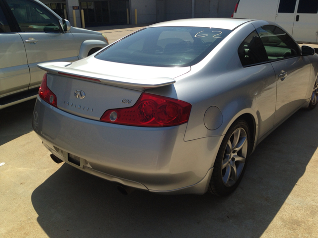 2004 Infiniti G35 XB - ONE Owner