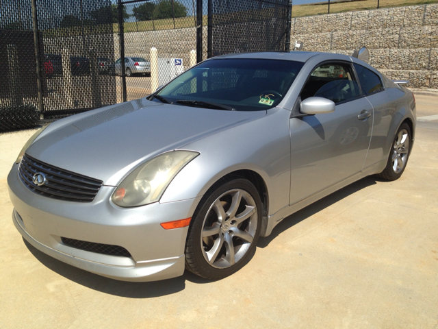 2004 Infiniti G35 XB - ONE Owner