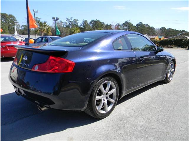 2004 Infiniti G35 LX 5-spd