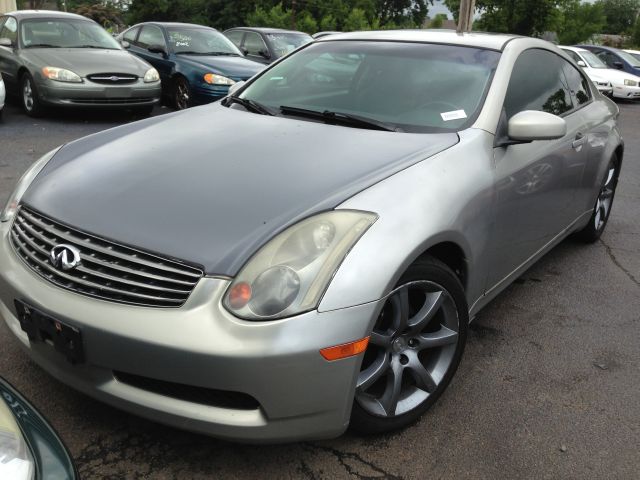 2004 Infiniti G35 XB - ONE Owner