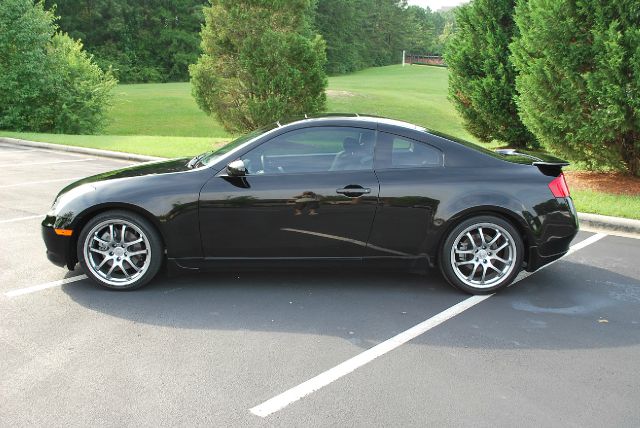 2005 Infiniti G35 LS - All Wheel Drive At Broo