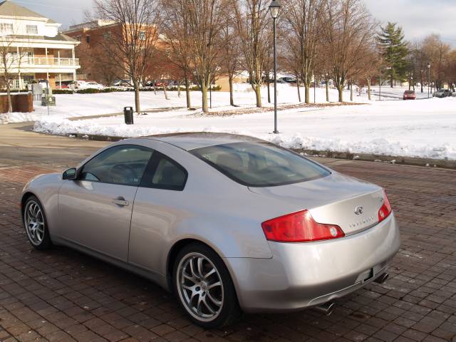 2005 Infiniti G35 Base