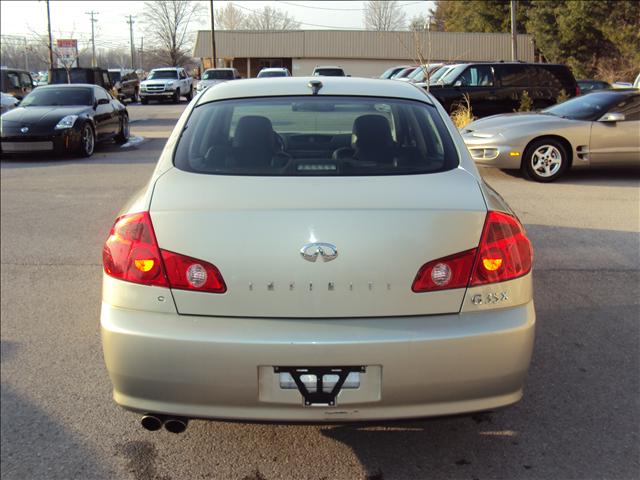 2005 Infiniti G35 SW2