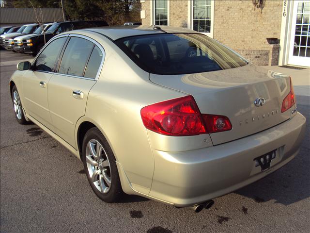 2005 Infiniti G35 SW2