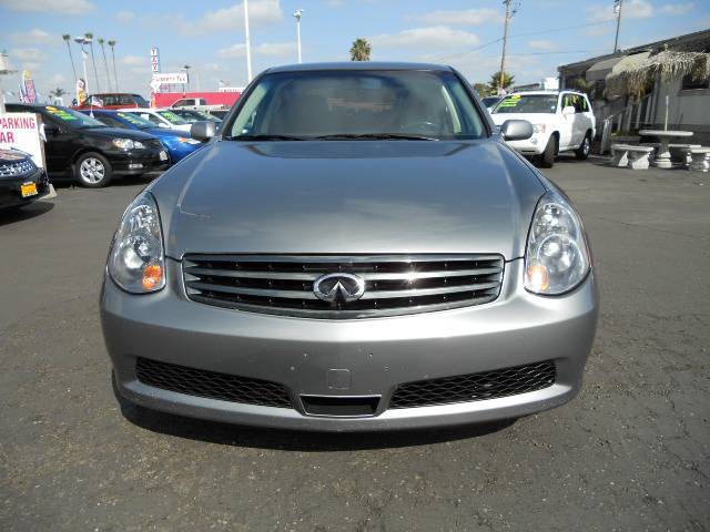 2005 Infiniti G35 Base