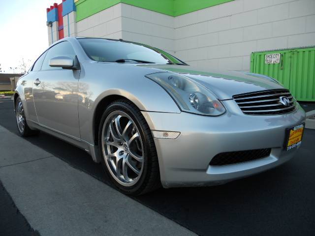 2005 Infiniti G35 Base