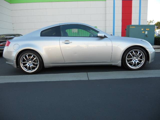 2005 Infiniti G35 Base