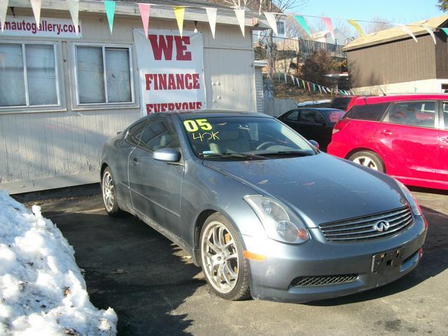 2005 Infiniti G35 Base