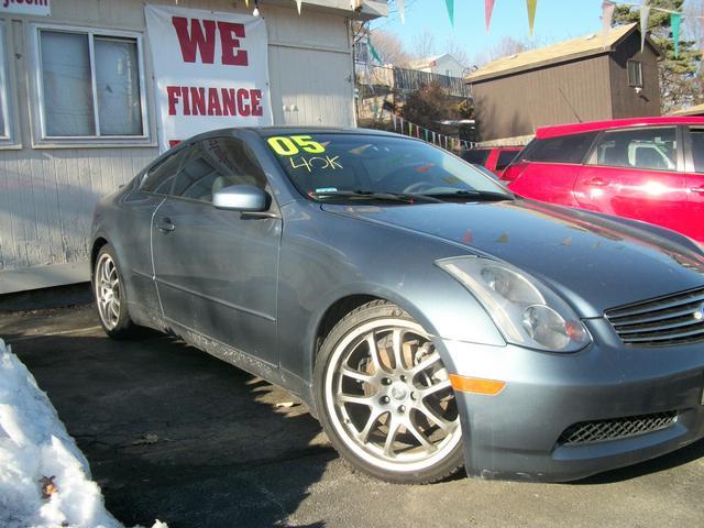 2005 Infiniti G35 Base