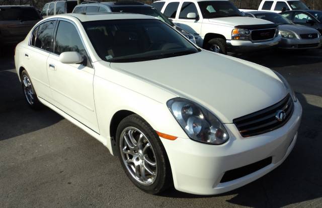 2005 Infiniti G35 Base