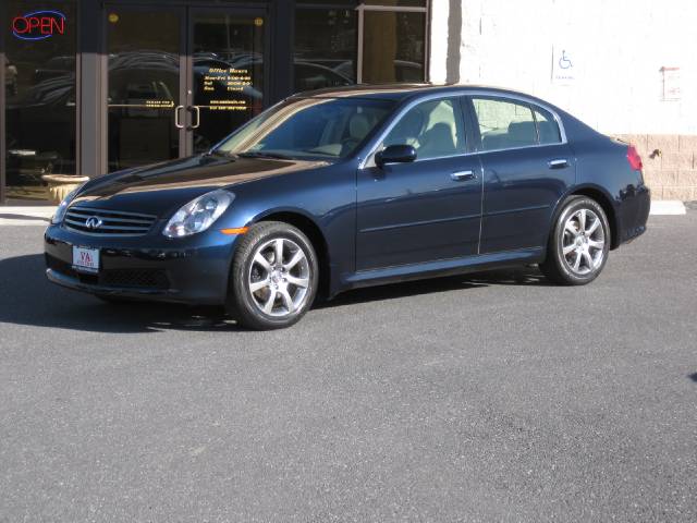 2005 Infiniti G35 SW2