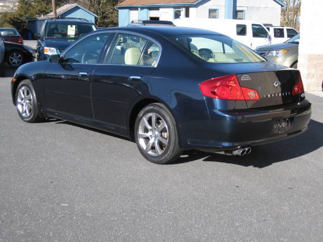 2005 Infiniti G35 SW2