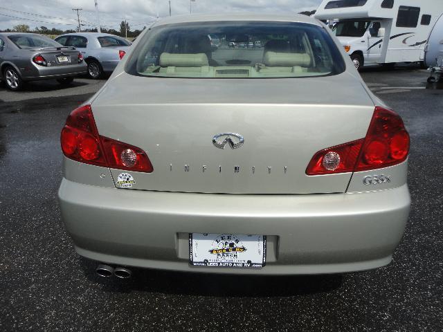 2006 Infiniti G35 Base