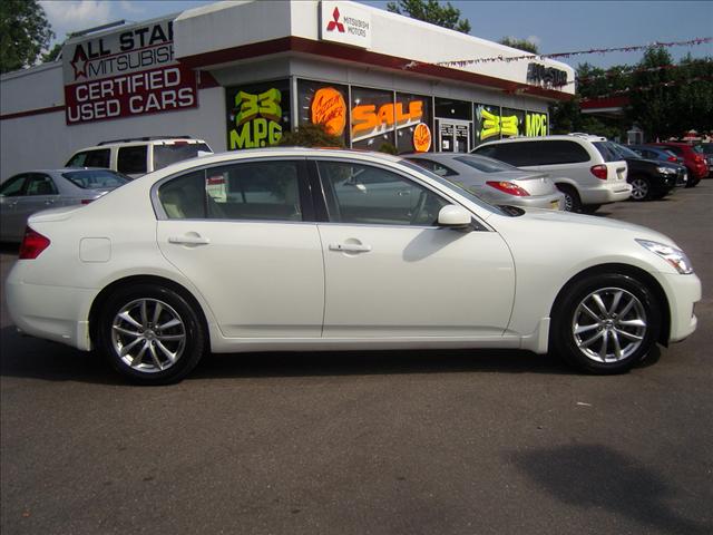 2008 Infiniti G35 XLT Crew Cab DRW 2WD