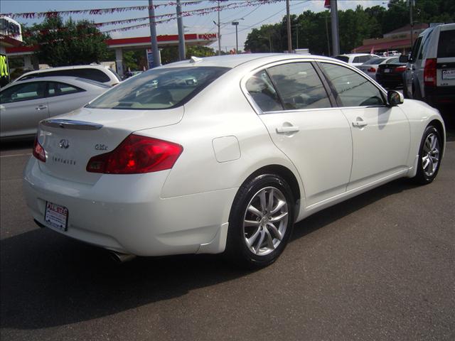 2008 Infiniti G35 XLT Crew Cab DRW 2WD