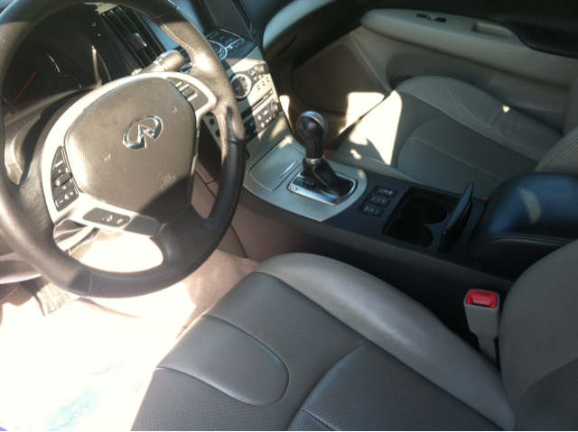 2008 Infiniti G35 4WD 4dr 4x4 SUV