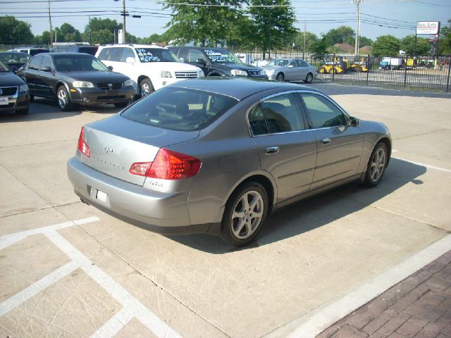 2004 Infiniti G35X 5DR WGN FWD AT