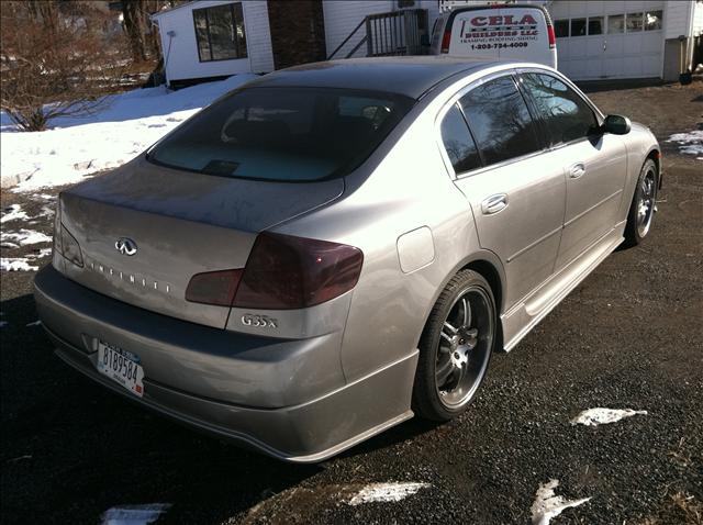 2004 Infiniti G35X Unknown