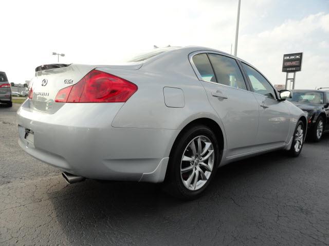 2008 Infiniti G35X SW2