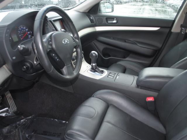 2008 Infiniti G35X SW2