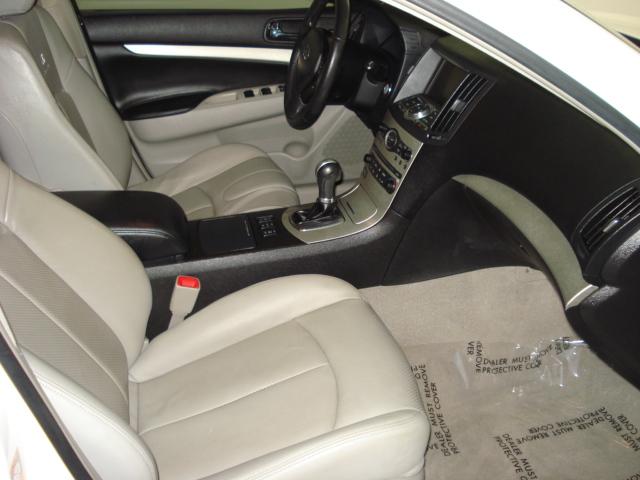 2008 Infiniti G35X EX - DUAL Power Doors