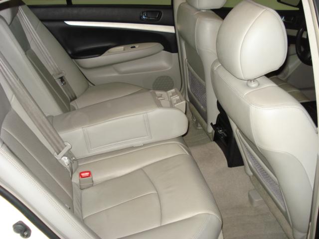 2008 Infiniti G35X EX - DUAL Power Doors