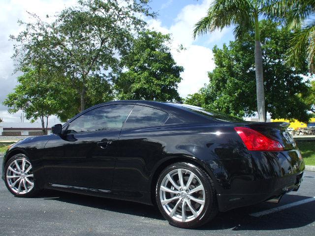 2008 Infiniti G37 Deluxe Premium Hardto