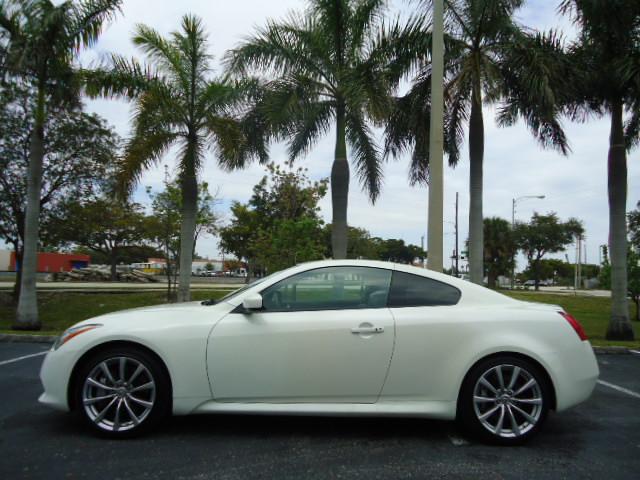 2008 Infiniti G37 Deluxe Premium Hardto