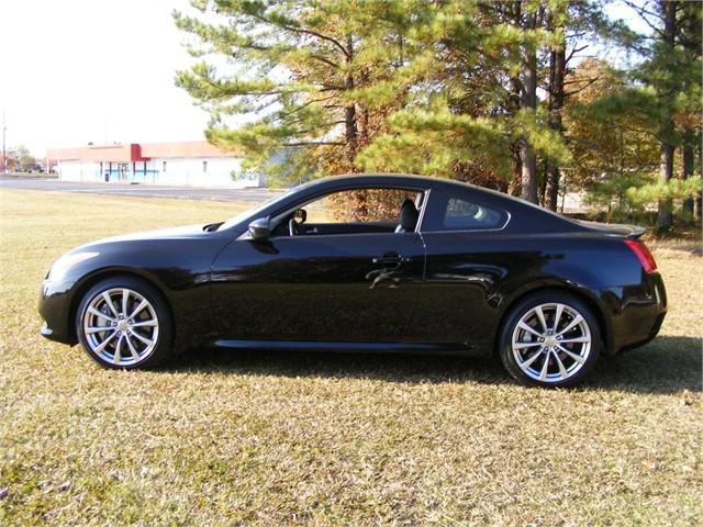 2009 Infiniti G37 FWD 4dr Sport