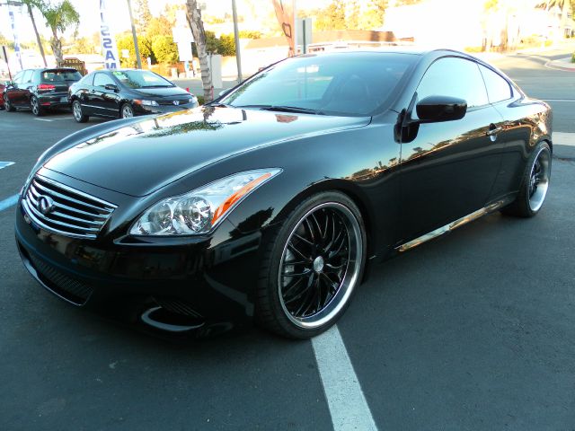 2009 Infiniti G37 GL I4 Manual