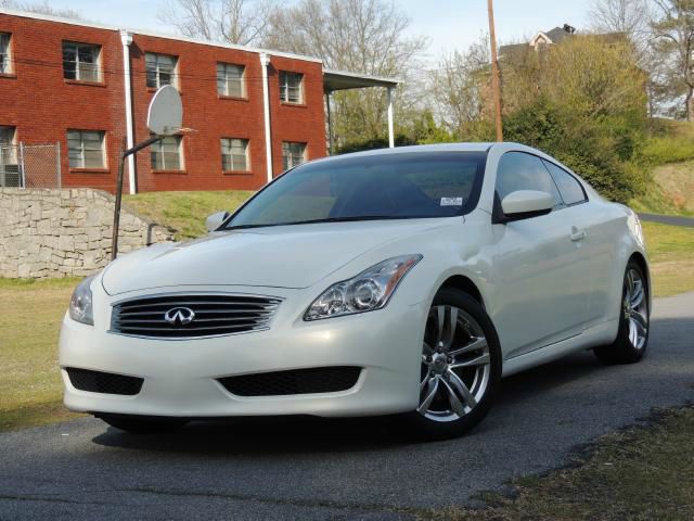 2009 Infiniti G37 2006 Nissan SE