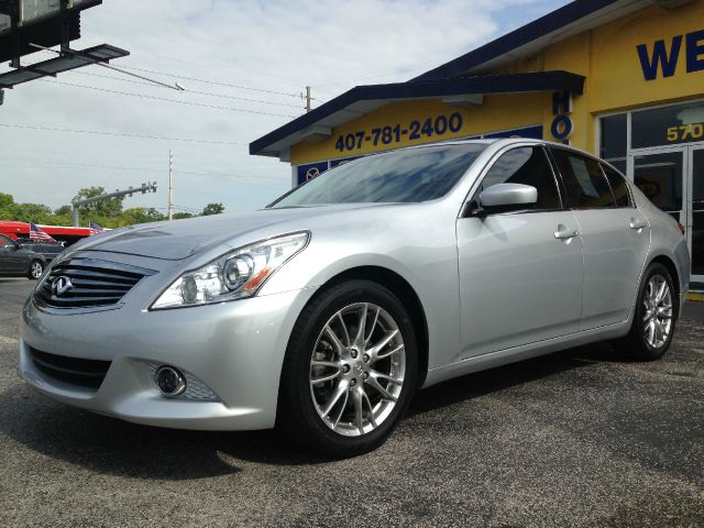 2010 Infiniti G37 SLT MEGA CAB 4X4 Dually