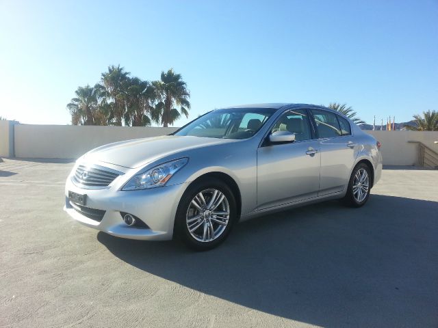 2013 Infiniti G37 ES V6 Special Edition