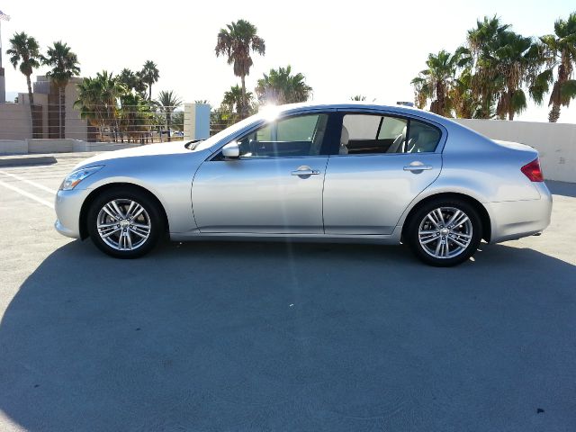 2013 Infiniti G37 ES V6 Special Edition