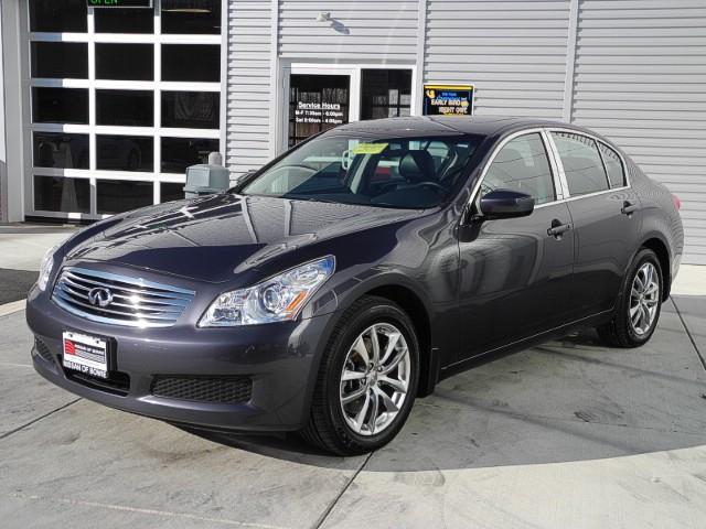 2009 Infiniti G37x Base