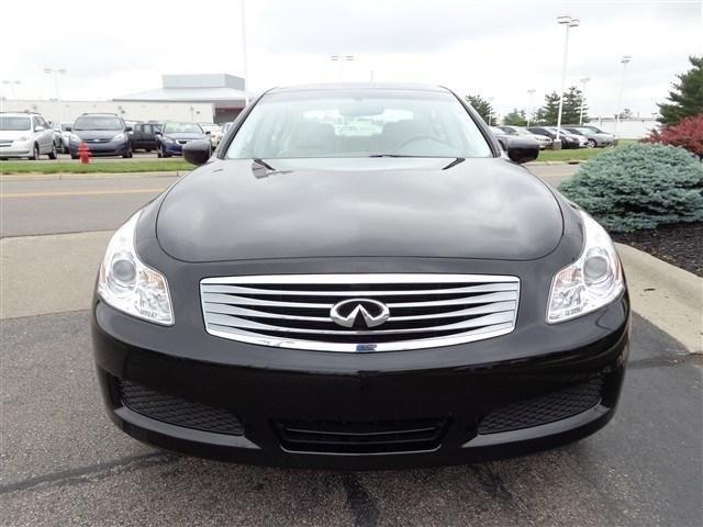 2009 Infiniti G37x SW2