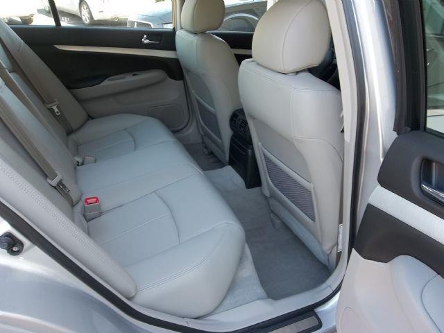 2009 Infiniti G37x Base