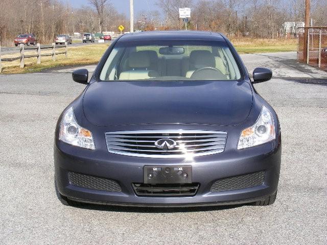 2009 Infiniti G37x Base